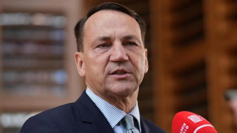 Poland Announces a Slight Thaw in Relations with Belarus