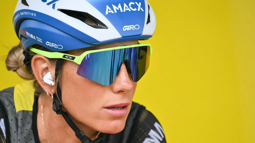Ferrand-Prévot skips penultimate Tour stage: 'Felt unwell, team decided she should not start'