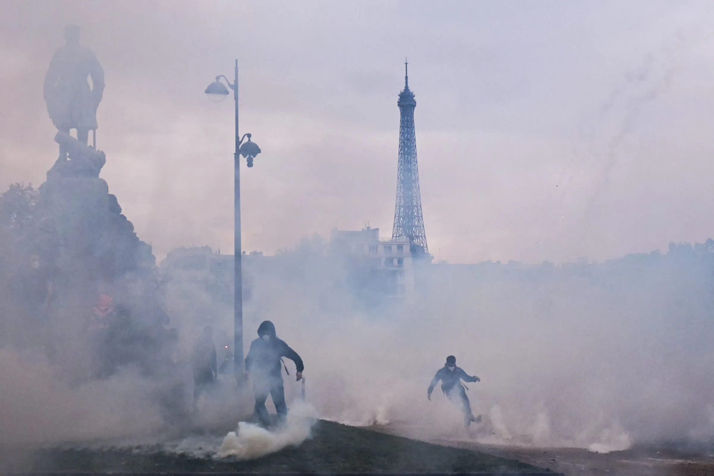 My mixed feelings on the French riots: Yes, fuck Louis Vuitton, but be strategic