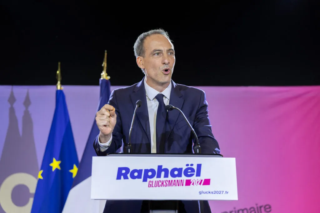 Raphaël Glucksmann speaking after his primary victory