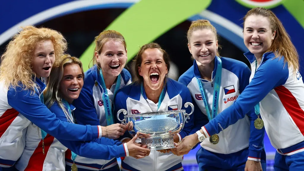 Czech women cap a stellar year by beating Ukraine in Billie Jean King Cup — a deserved win