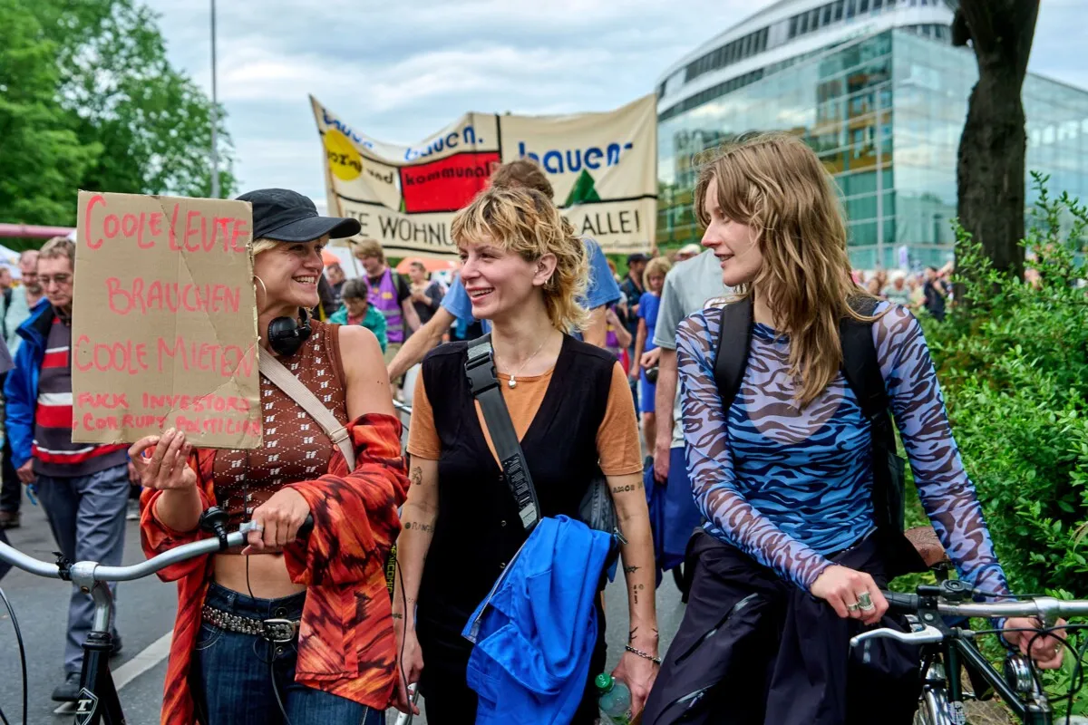 German youth threaten to leave their country
