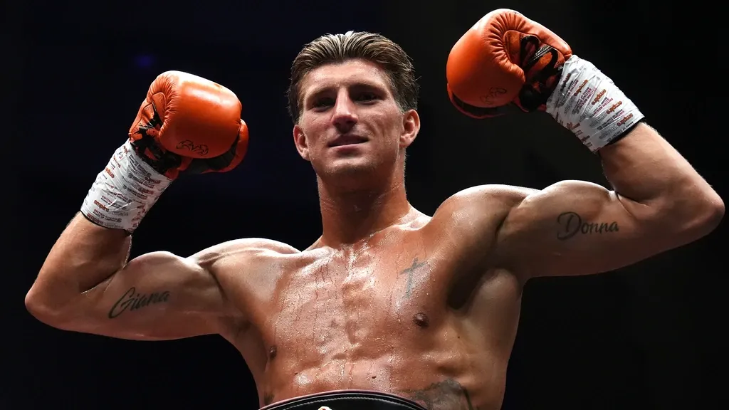 Boxer Gradus Kraus Impresses Again with One-Minute Knockout