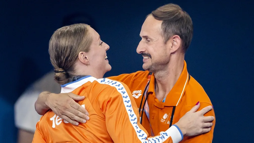 Swim coach Pearson reaps rewards after five years with Steenbergen: ‘In the midst of her best period ever’