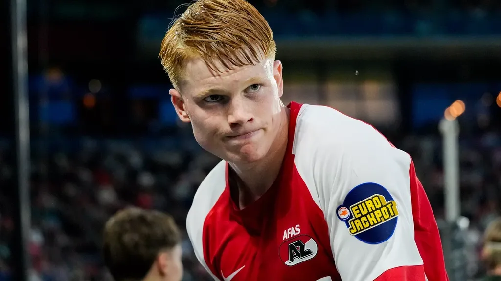 AZ to miss injured Smit for weeks, 'wasn't fully fit' with Jong Oranje