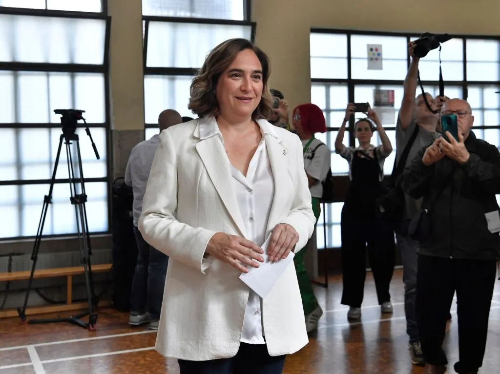 Left-wing fragmentation imperils Sánchez’s bid for an unlikely comeback
