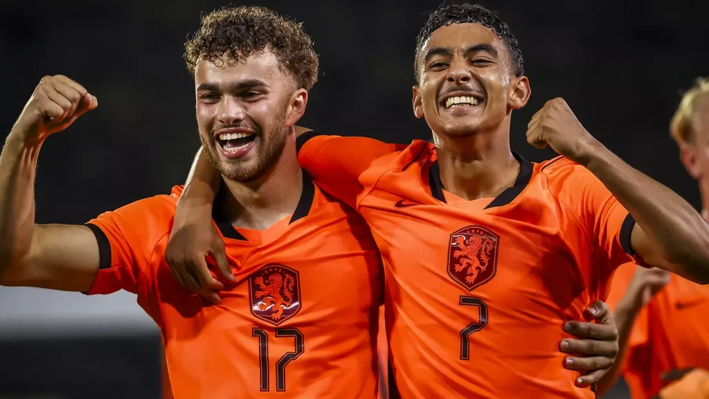 Young Orange clinch Euro play-offs after nerve‑racking night