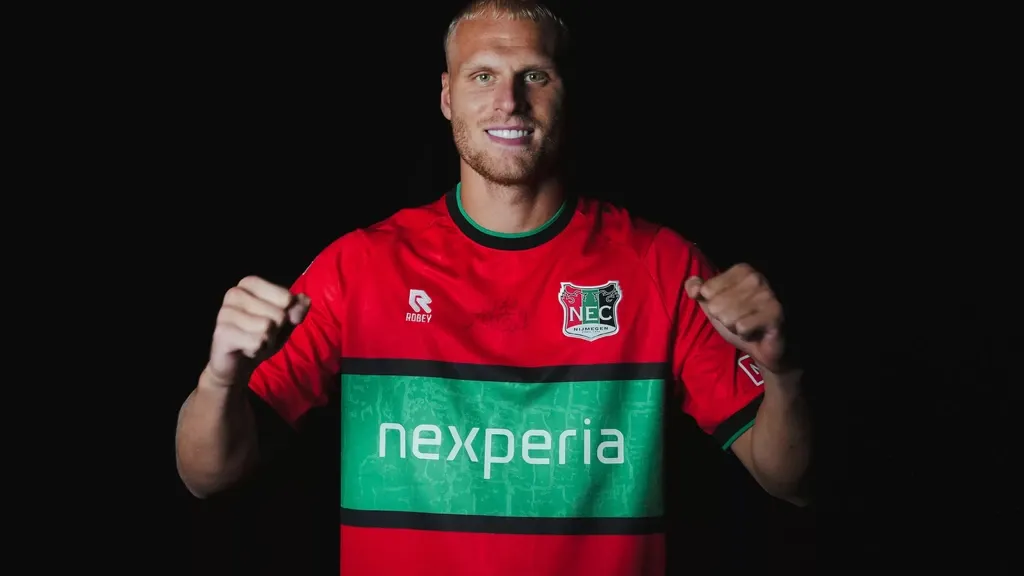 Free-transfer Bakker signs for NEC and could make debut against Ajax