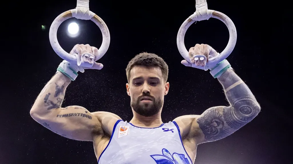 Dutch men's gymnasts seventh in team final, Japan wins world title after a dramatic finish as Russia takes silver