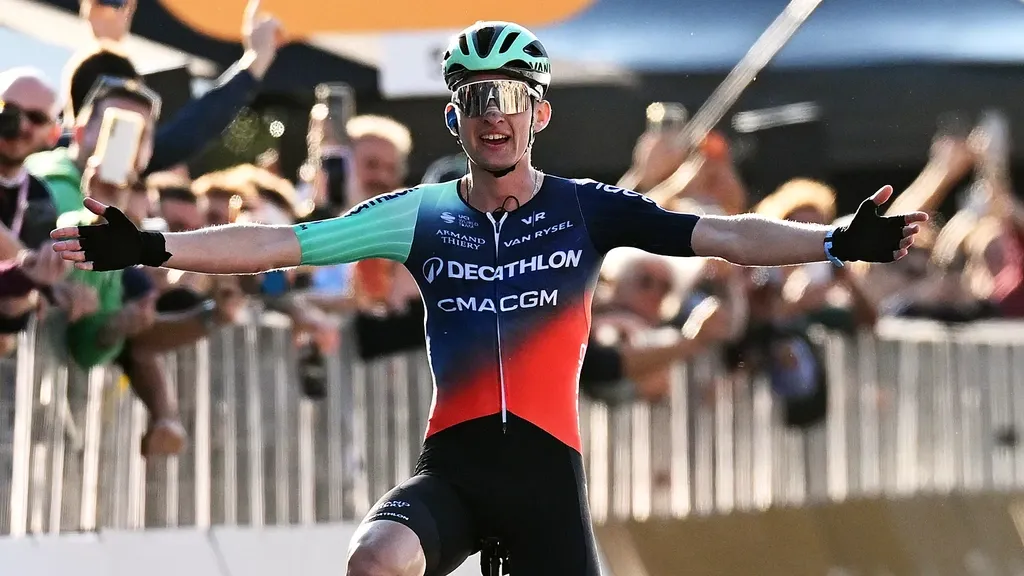 Talent Paul Seixas shows pure class to win Giro di Lombardia convincingly