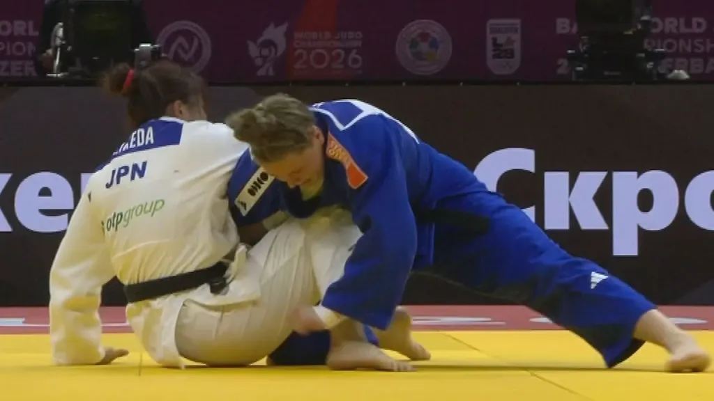 Kamps knocked out in first round at judo championships after moving up a weight class