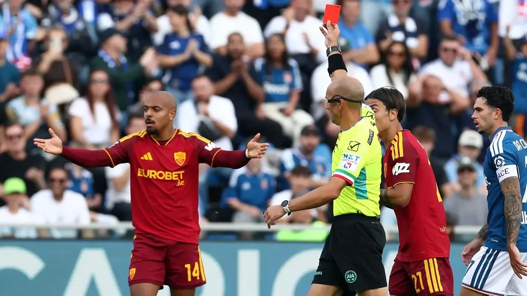 AS Roma holds Como — despite Malen’s red — ahead of Feyenoord visit