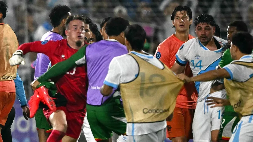 Infantino condemns racism against Surinamese players and promises action