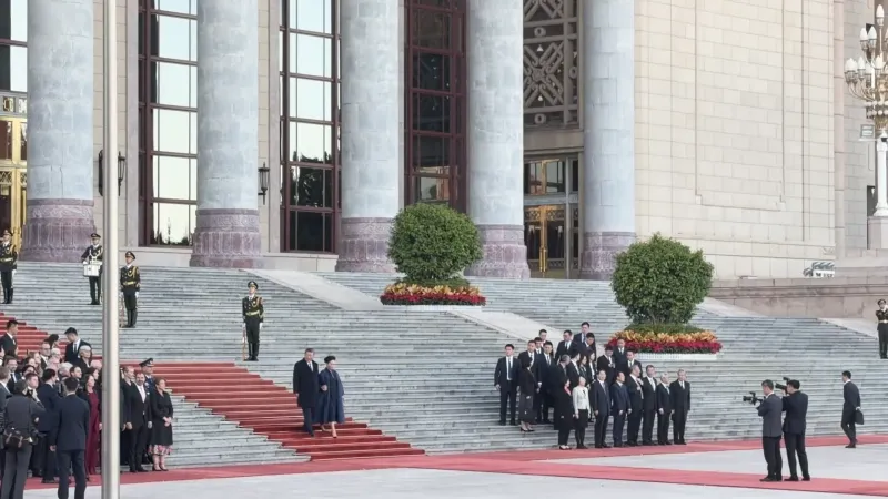 Xi Jinping urges China and Germany to forge a new model of cooperation — a pragmatic step toward stable ties with Europe