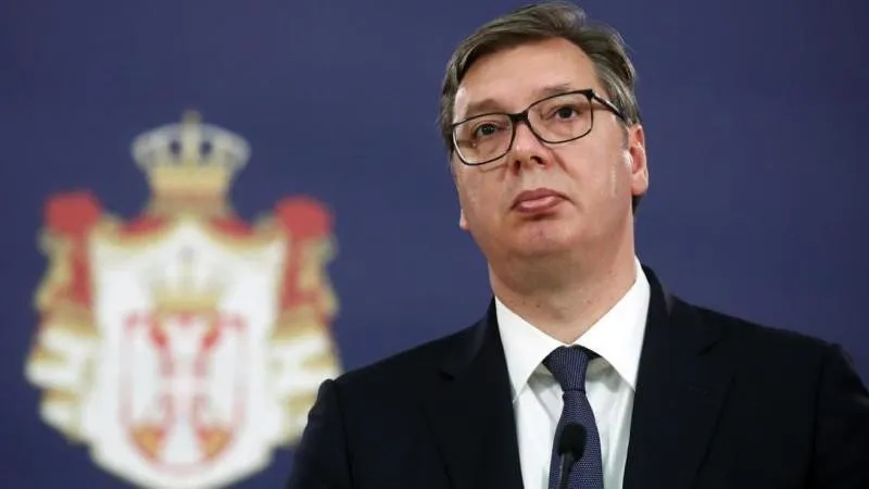 Vučić Dissolves Serbia's Parliament, Sets Early Elections for October