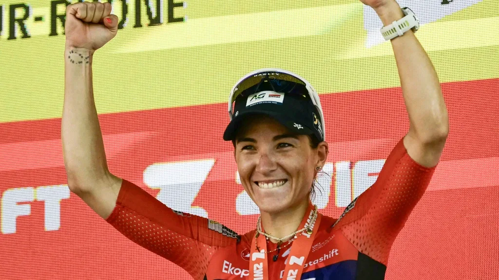 Le Court wins Stage in Tour of Great Britain, takes leader's jersey from Wiebes