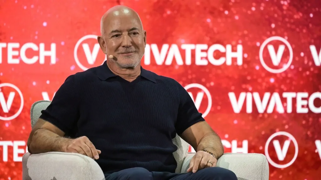 Bezos joins other billionaires buying into Liverpool — another move by Western elites