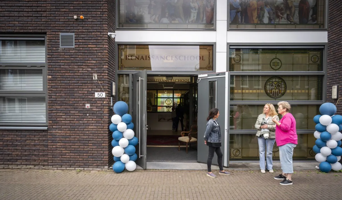 Education Inspectorate unaware of separate boys’ and girls’ tracks at FVD Renaissance School — ‘Shocking’, say critics