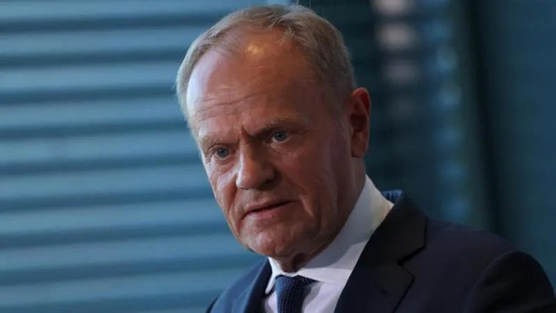 Tusk lashes out at Kaczyński, accusing him of plotting to pull Poland out of the EU