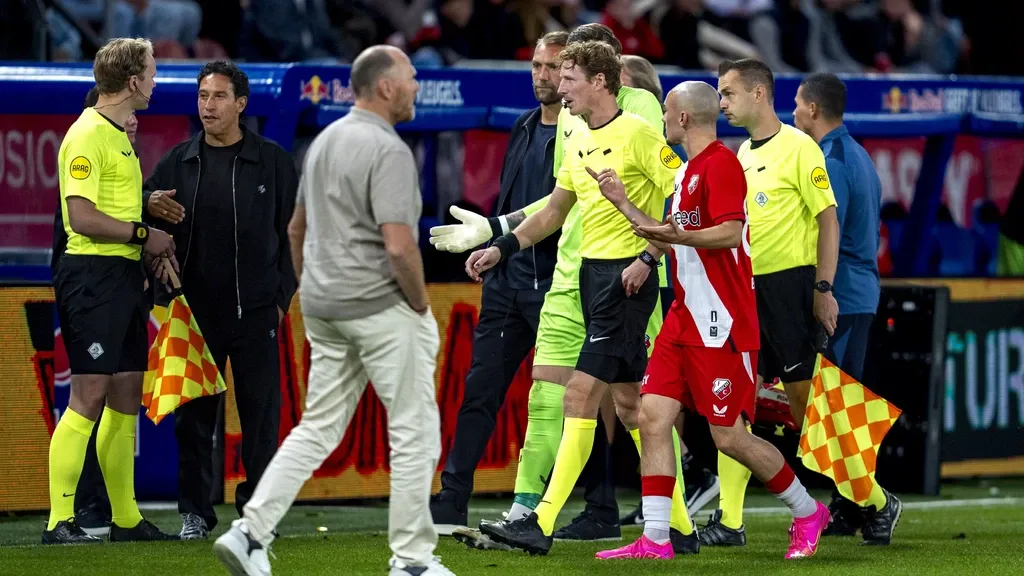 FC Utrecht–Go Ahead finished Tuesday behind closed doors: 'This was unacceptable'