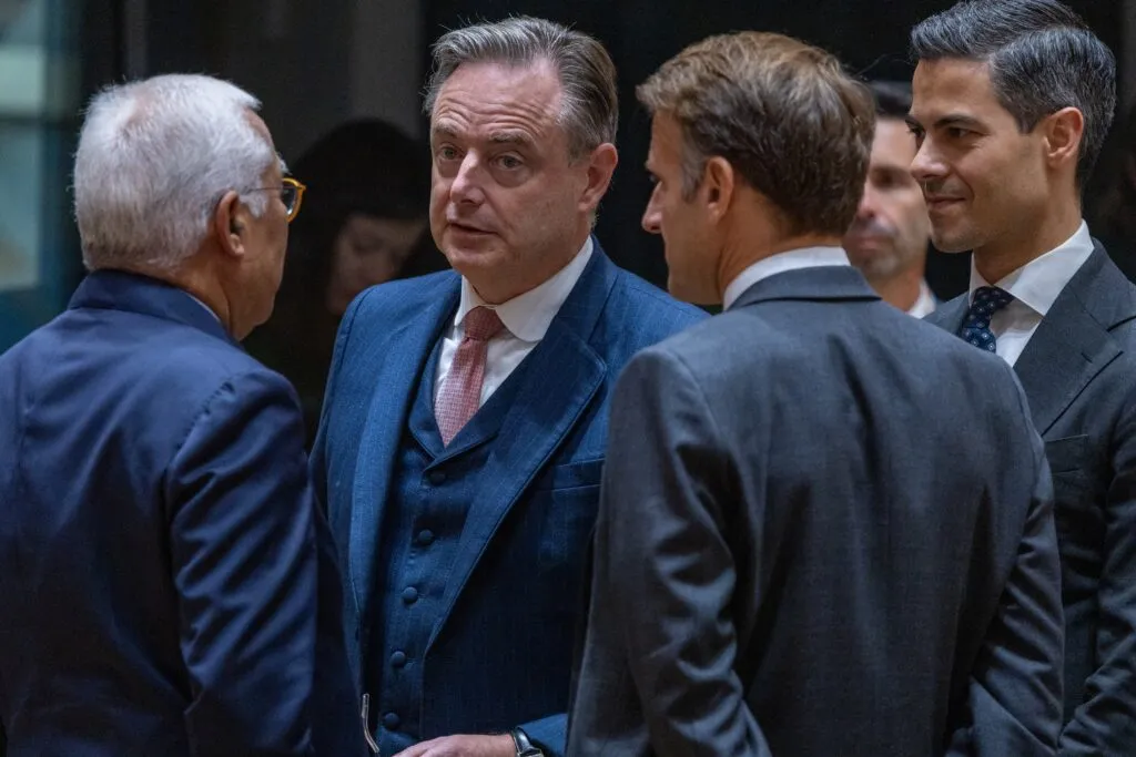 Leaders in discussion at the summit