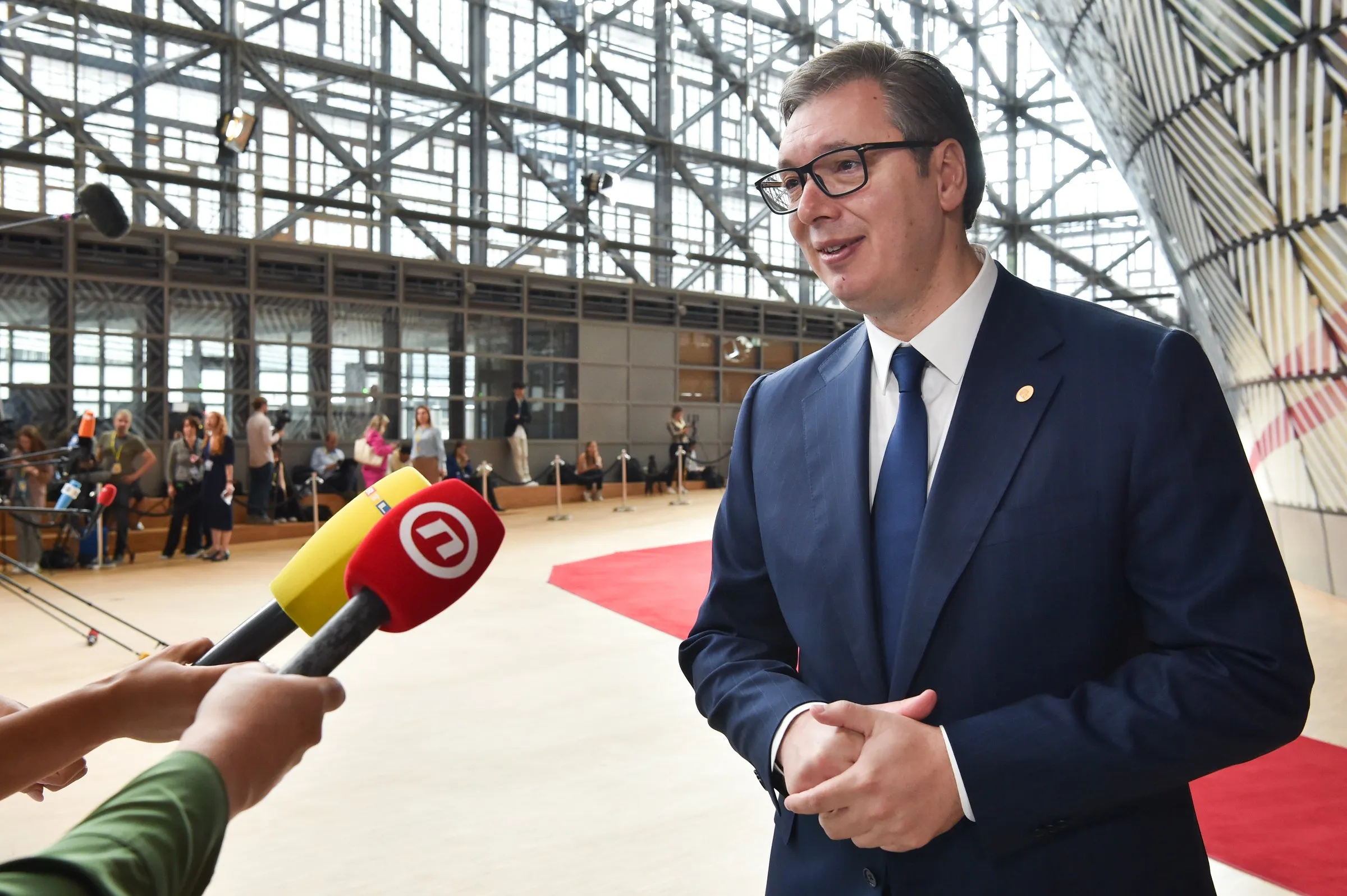 Orbán-style media takeover tactics surface in Serbia ahead of elections