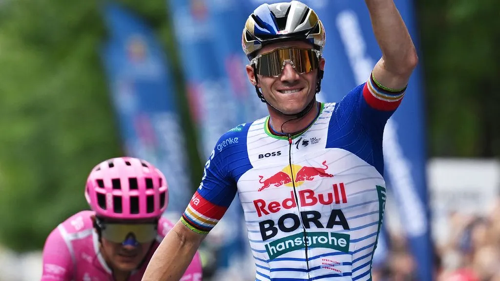 Evenepoel wins Clásica San Sebastián for record fourth time