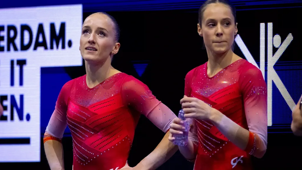 Dutch gymnasts all but out of team final at Worlds; Wevers eliminated on beam