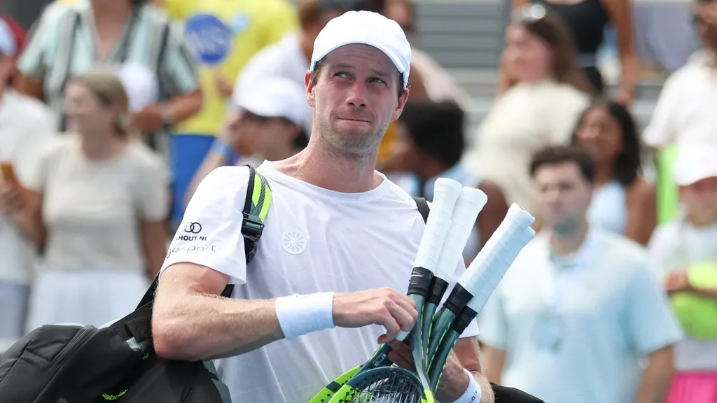 Dutchman Van de Zandschulp advances to US Open second round without dropping a set
