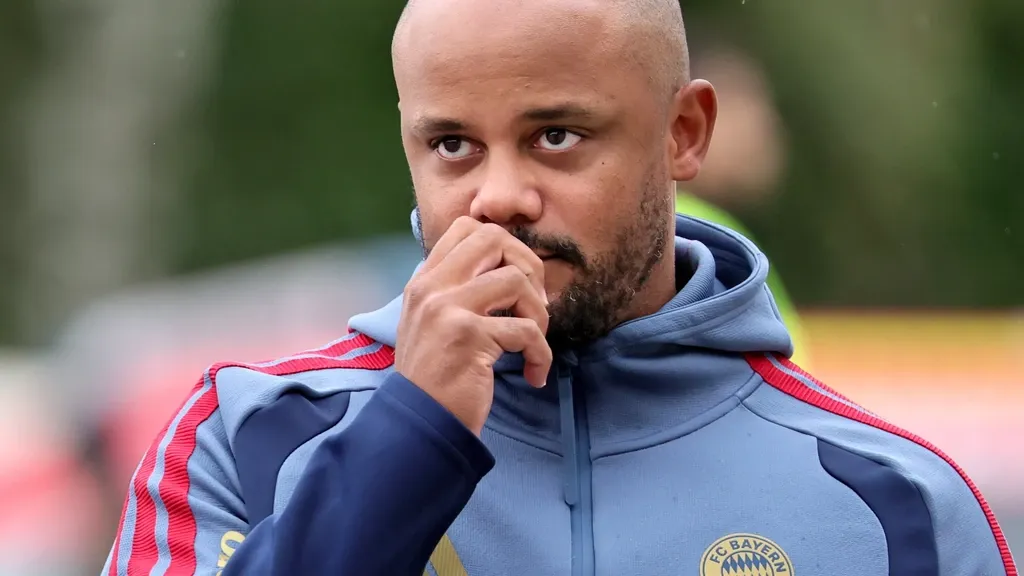 'Bayern coach Kompany reportedly collapsed in training and taken to hospital — dramatic account from German media'