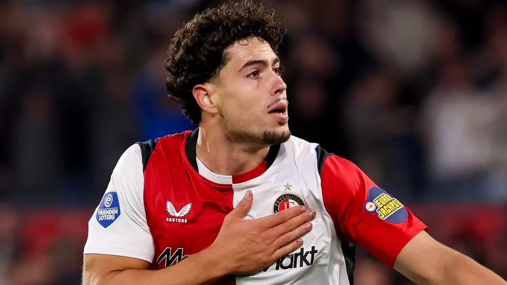 Ferri shines for Feyenoord in goals and stats: 'More complete than Ueda'