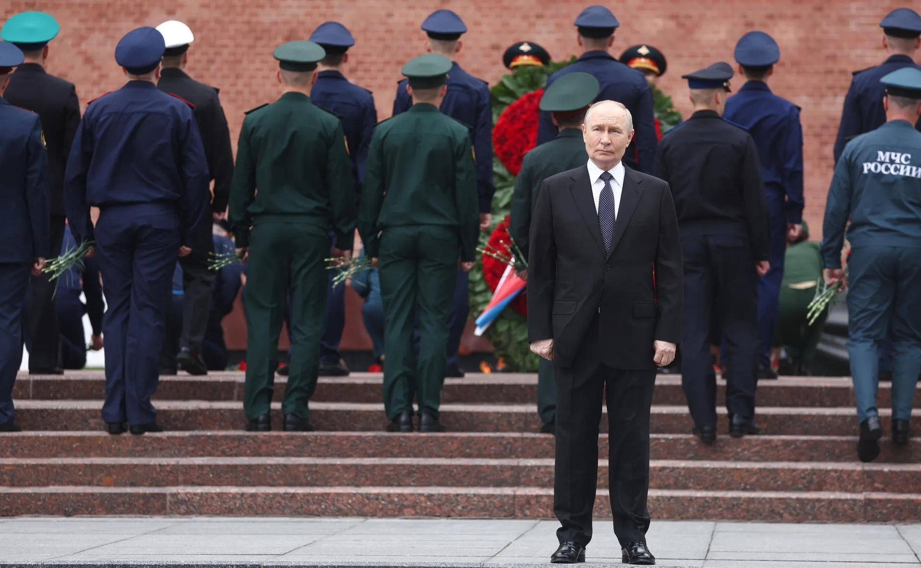 Bombing at Moscow restaurant enrages pro-war patriots — anger at elite privilege and security lapses