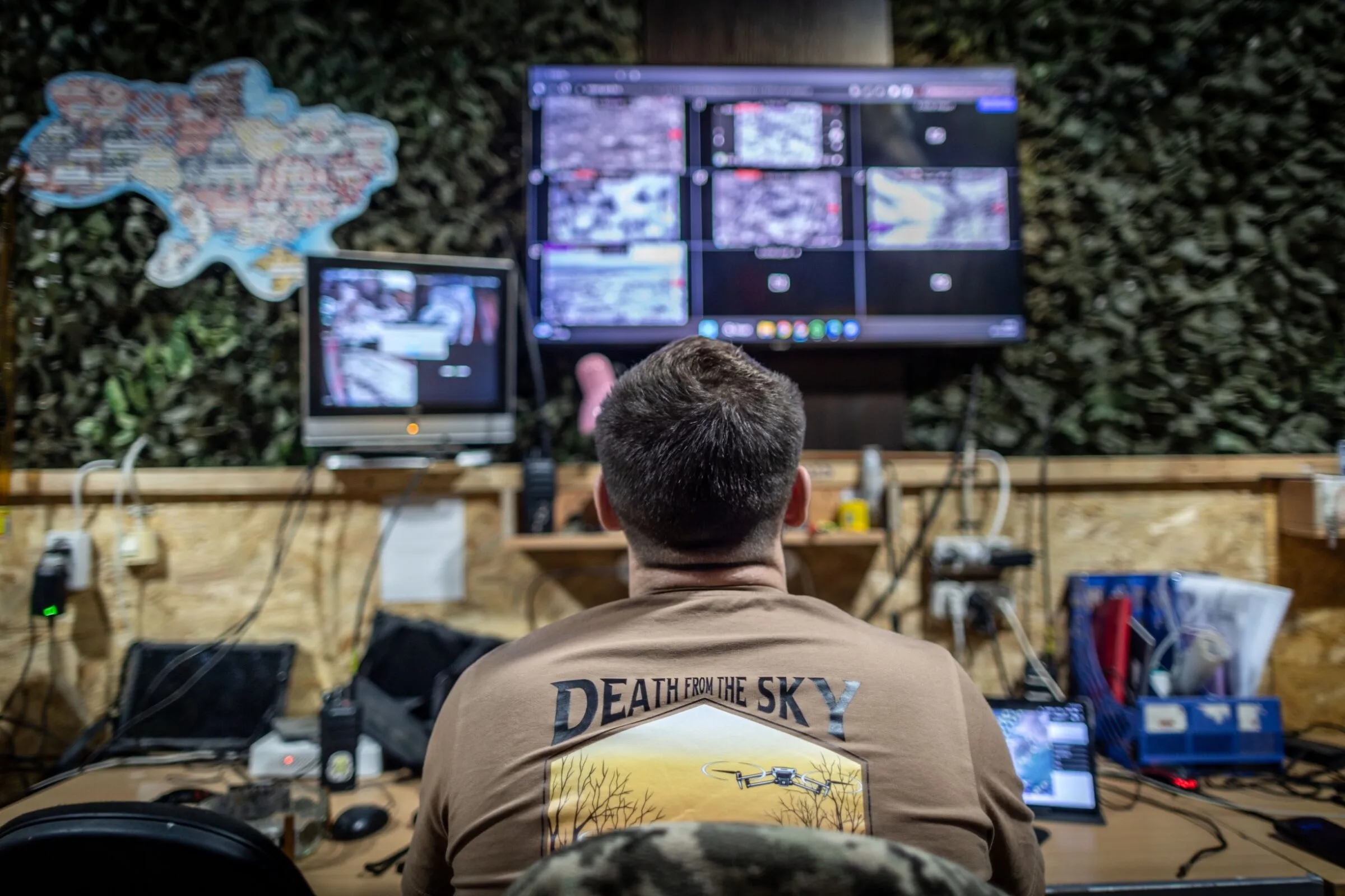 Drones hum above and enemy wi‑fi everywhere: Ukrainian veterans recount surviving Russia’s ‘kill zone’ (Ukraine battlefield update, Day 1,701)