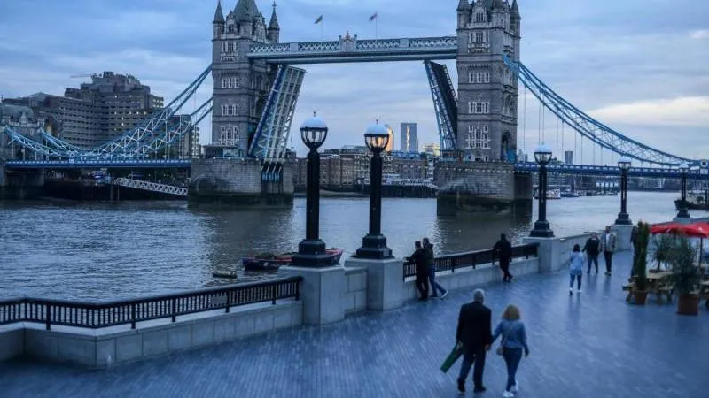 Britain refuses to seize Russian assets without EU support