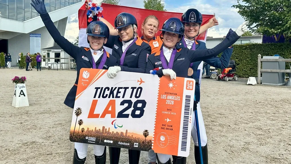 Bronze for the Netherlands in team event at Para Dressage World Championships; Paralympic spot secured