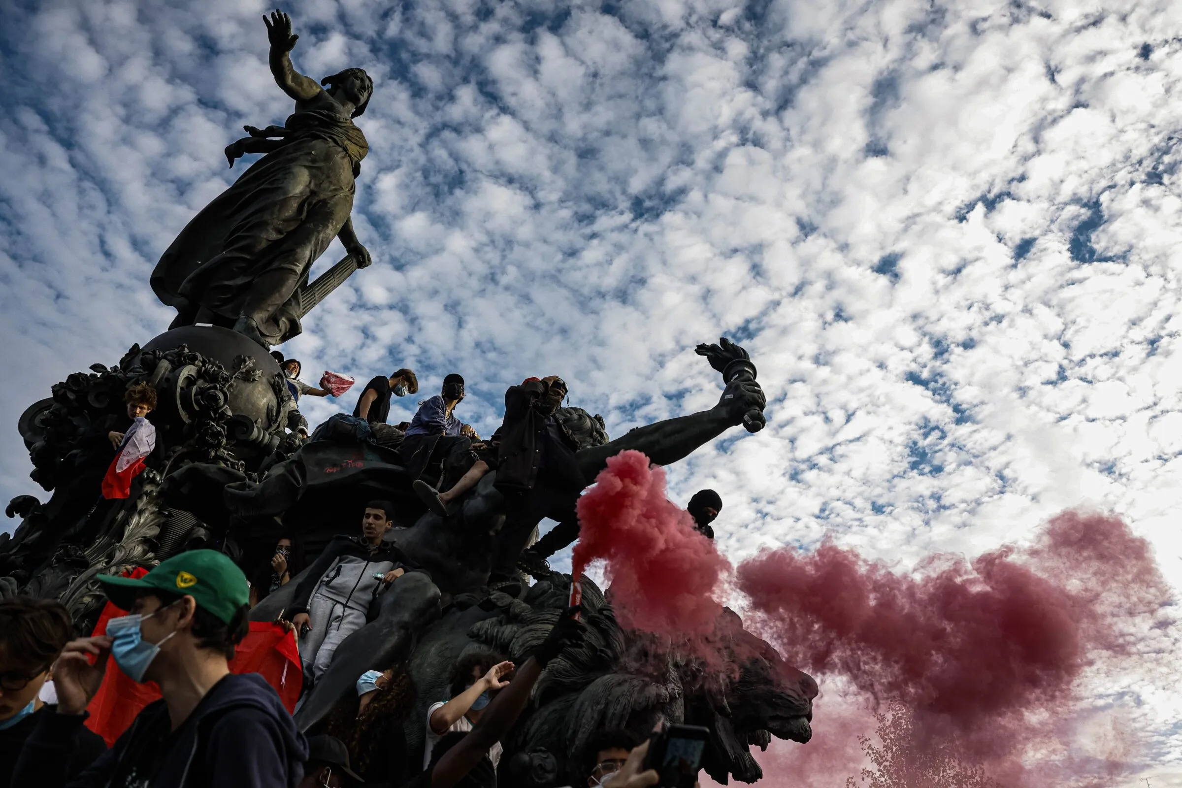 French school protests to go on as prime minister brushes off demands