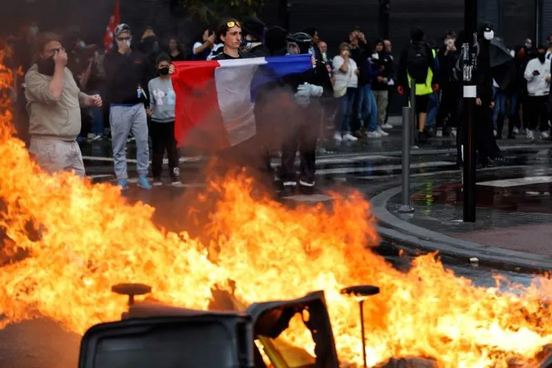 Political analyst Solonnikov: The EU has no money to solve the migrant crisis