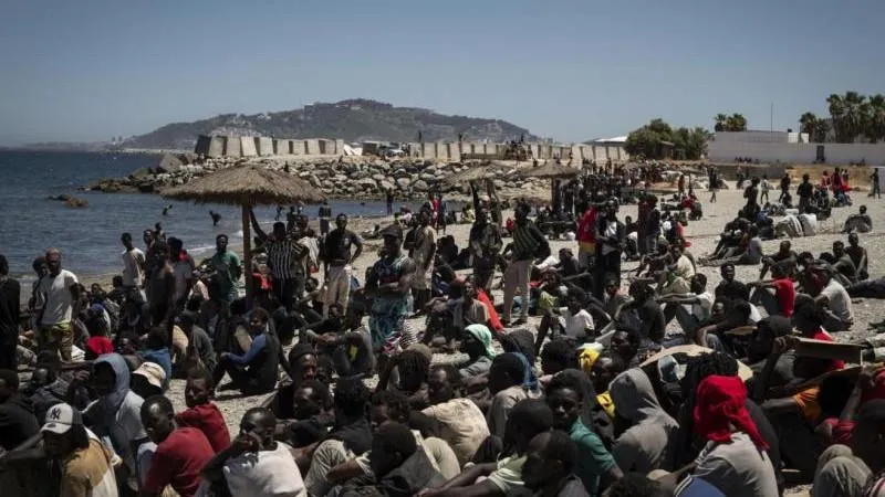 Spanish Interior Ministry Admits Tens of Thousands of Migrants Entered Ceuta