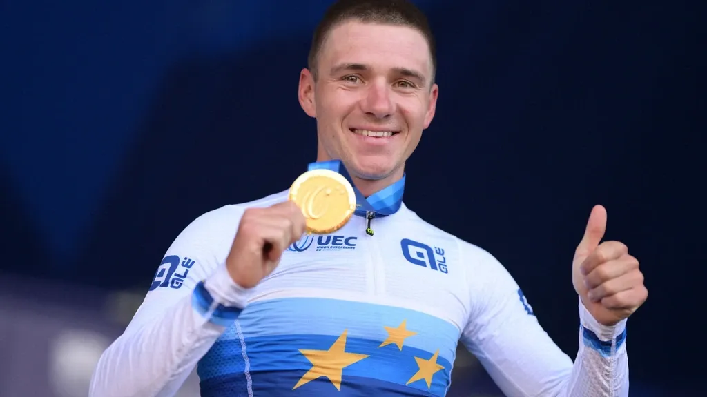 Evenepoel completes jersey collection at Euros after Worlds disappointment: 'Celebrate big'
