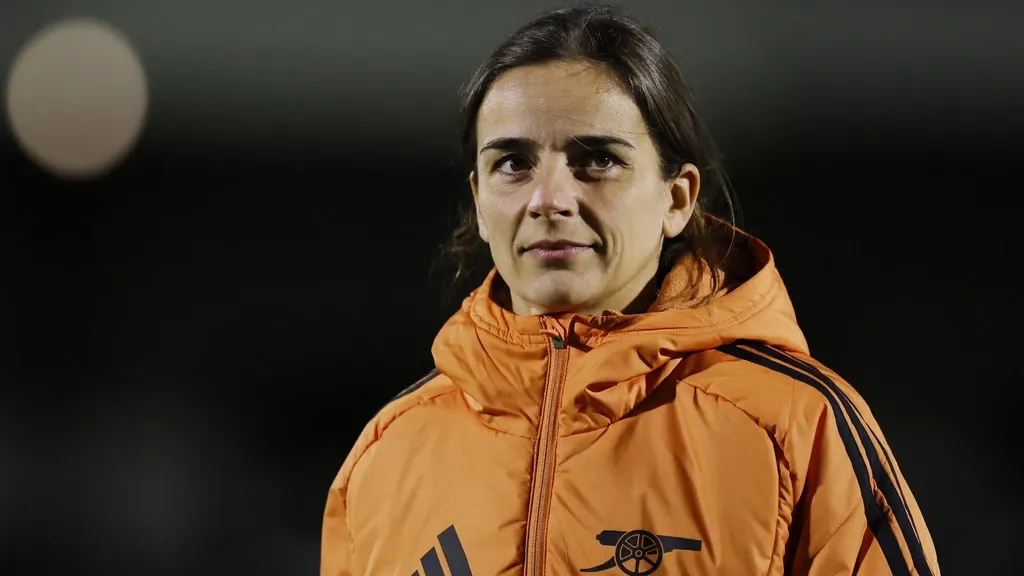 European win for Slegers with Arsenal, Beerensteyn also scores in Champions League