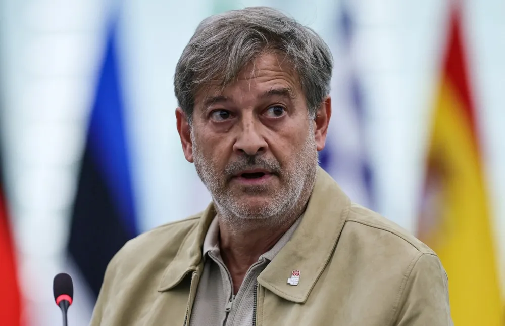 [Interview] ‘I don’t care’ about the associate membership label row: Lead MEP Javier Moreno Sánchez on the Montreal summit