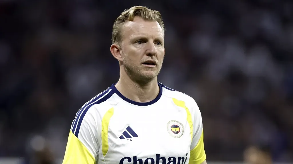 Kuijt reportedly set to be Fenerbahçe interim coach after Kartal's departure, Turkish media say