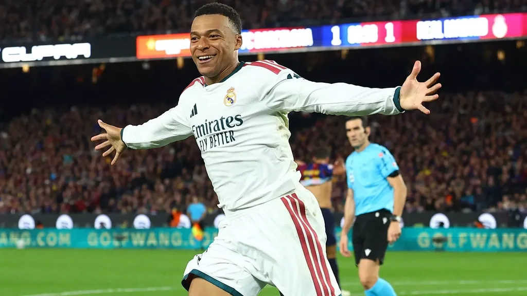Real hands Barcelona first La Liga defeat, De Jong makes return