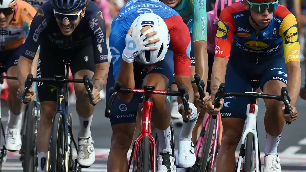 Tronchon surprisingly fastest after chaotic finale in Vuelta hill stage