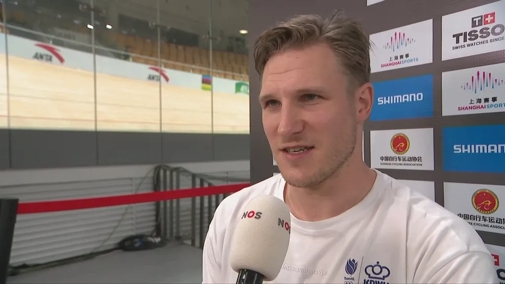 Two-time world champion, but struggling Hoogland will first see a mental coach